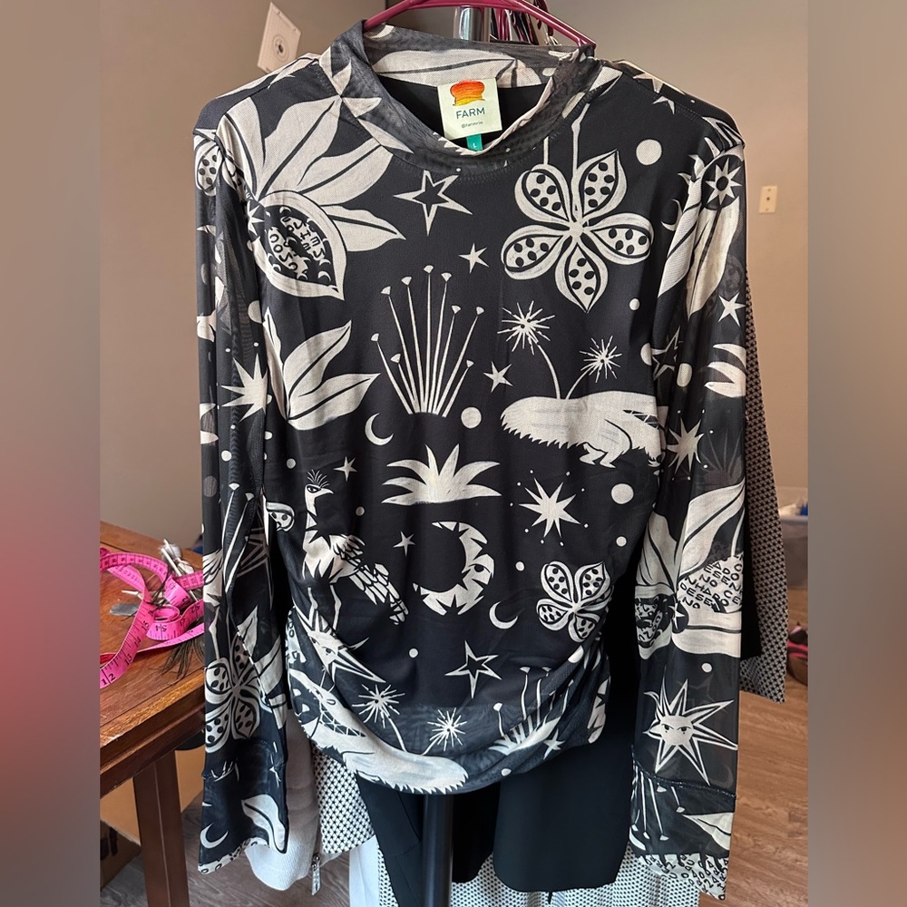 *FARM Rio long sleeve top